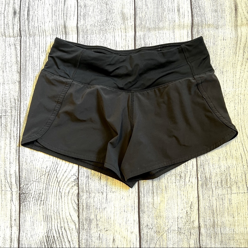 Lululemon Run Times Short II *4"